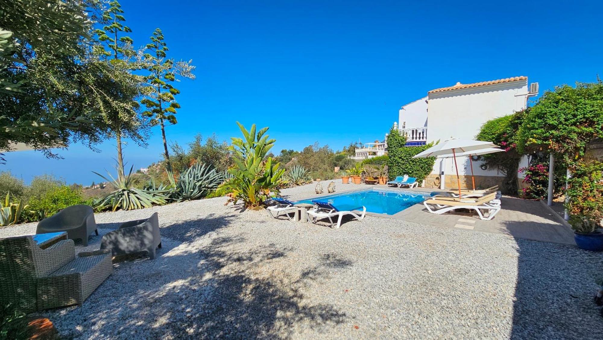 Campo Agave Bed & Breakfast Sayalonga